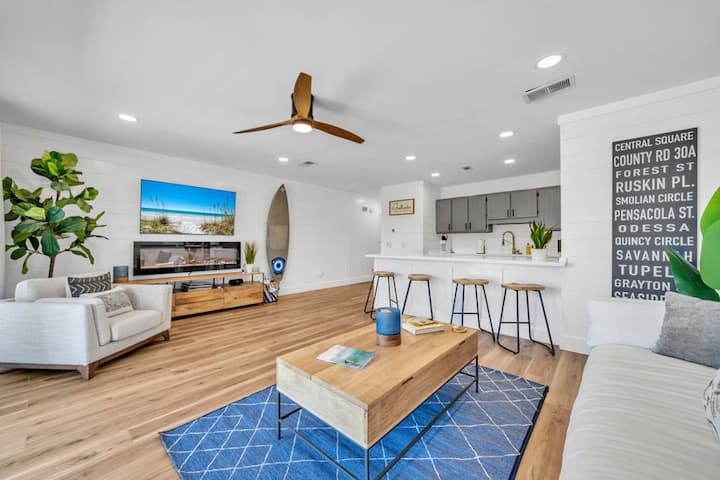 Modern Lakeview Condo Near Rosemary Beach & 30a - Rosemary Beach, FL