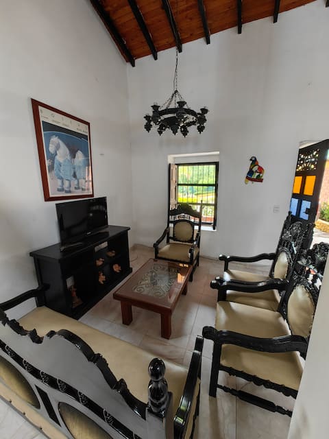 Popular Airbnb listing: Beautiful recreational farm in Sopetrán in Sopetrán