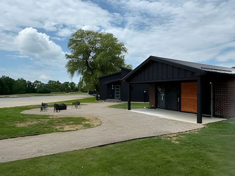 The Shed - 1 bedroom/1 bath