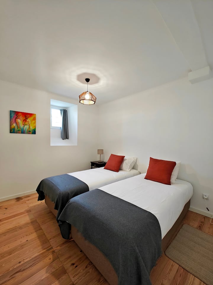 Carnide 1913 D (1br Apt) - Amadora