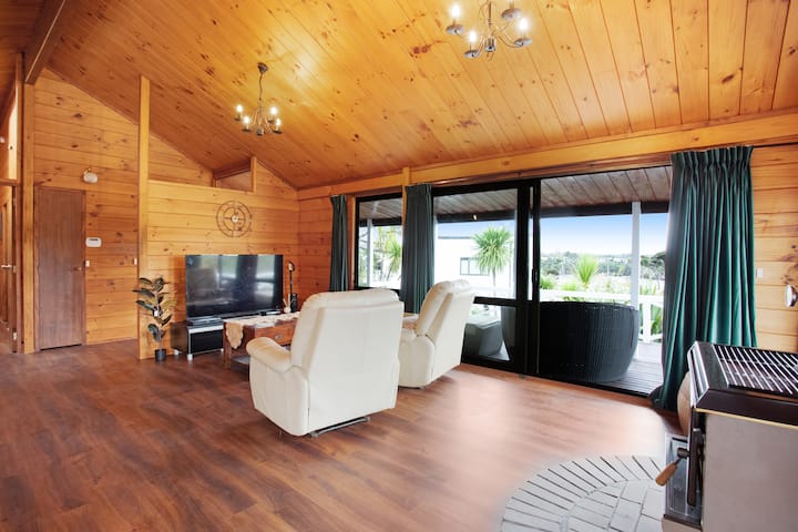 Greenhithe Hidden Gem With Sea Views And Fireplace - Riverhead