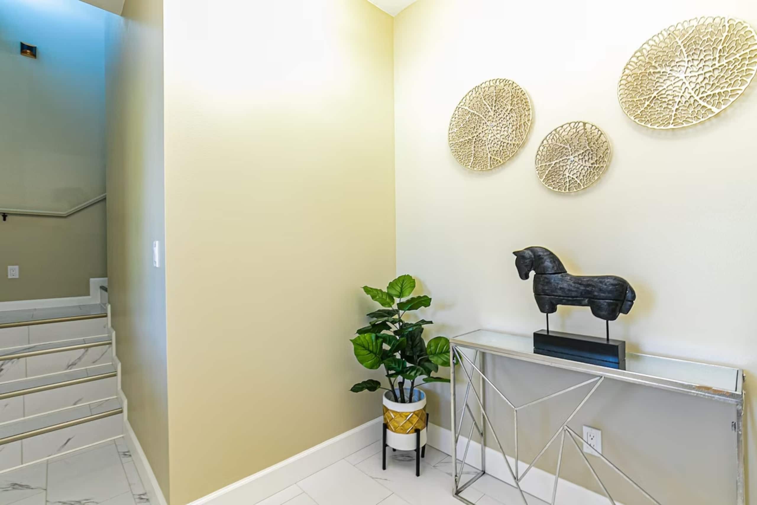 Home in Hilo · ★5.0 · 5 bedrooms · 6 beds · 4 shared baths - Image 52