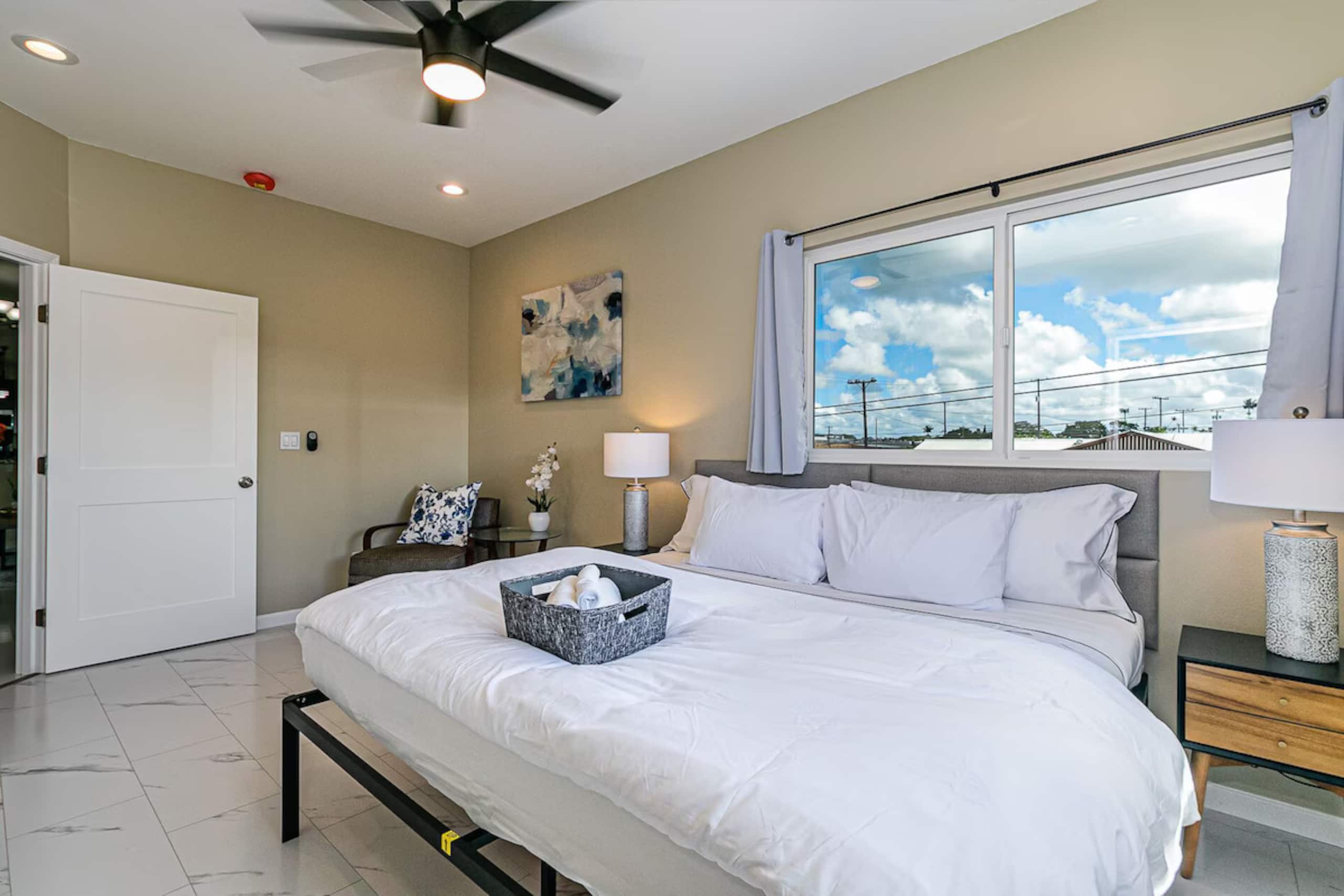 Home in Hilo · ★5.0 · 5 bedrooms · 6 beds · 4 shared baths - Image 22