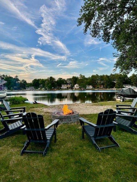 Spacious Lakehouse w/ Private Beach