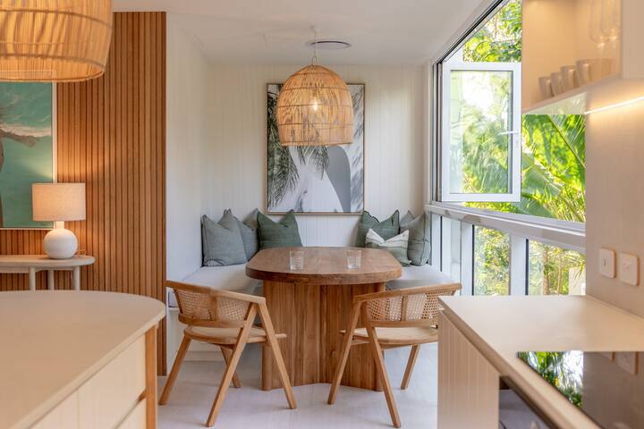 Palm Paradiso gallery image 4