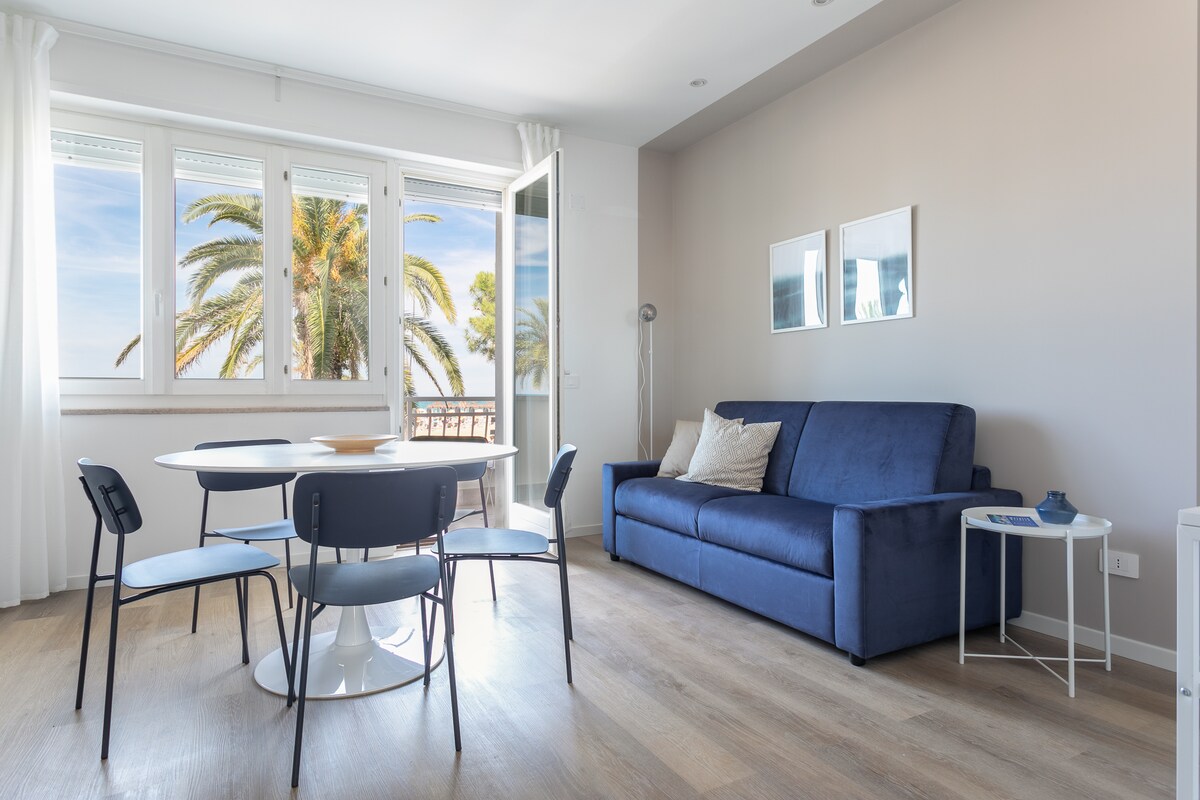 Annuncio Airbnb popolare: First floor apartment with a sea view a Roseto Degli Abruzzi