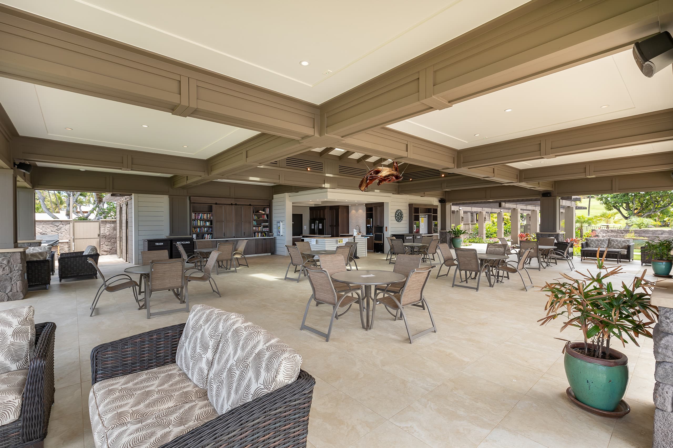 Condo in Kihei · ★4.69 · 2 bedrooms · 3 beds · 2 baths - Image 7