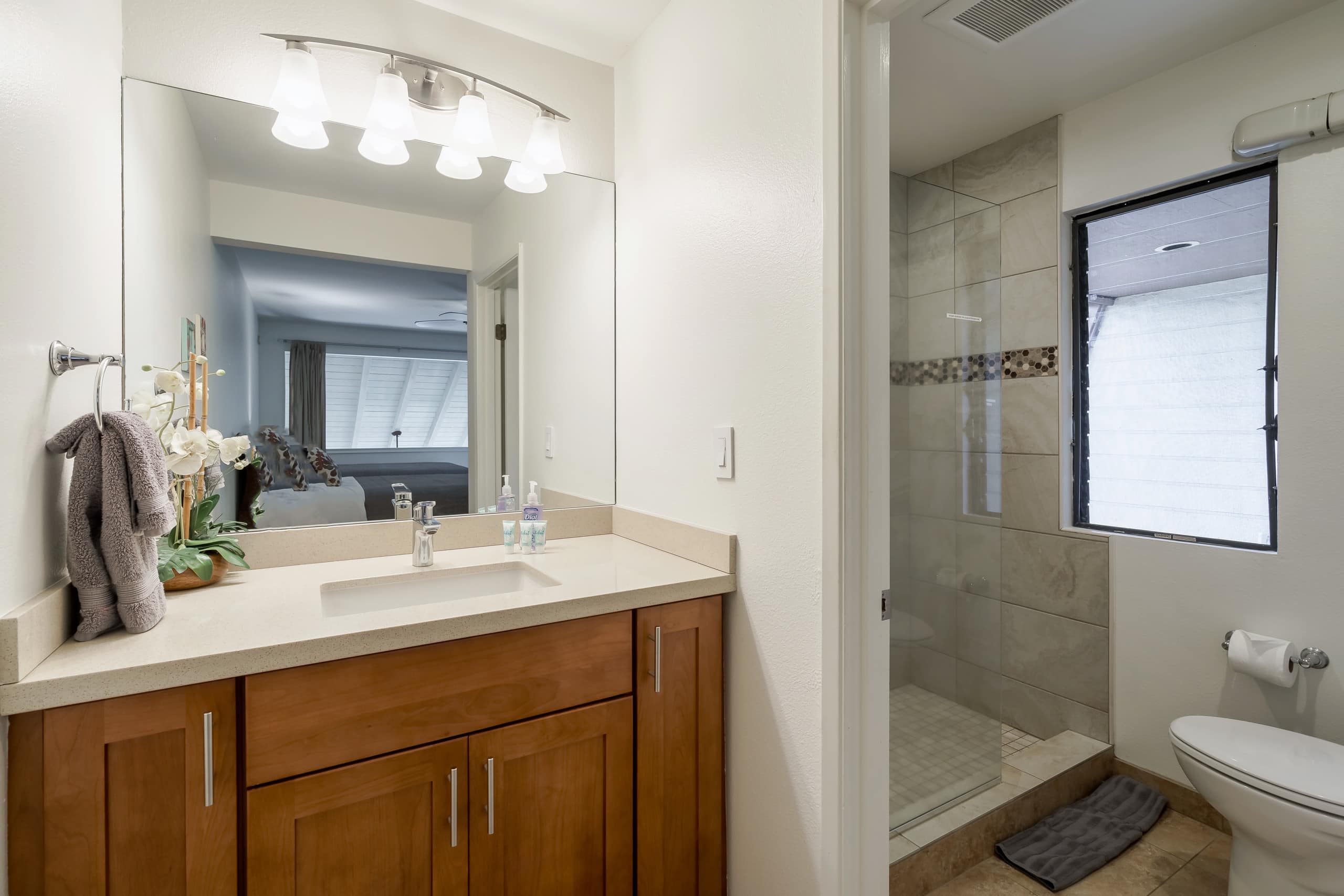 Condo in Kihei · ★4.75 · 2 bedrooms · 3 beds · 2 private baths - Image 5