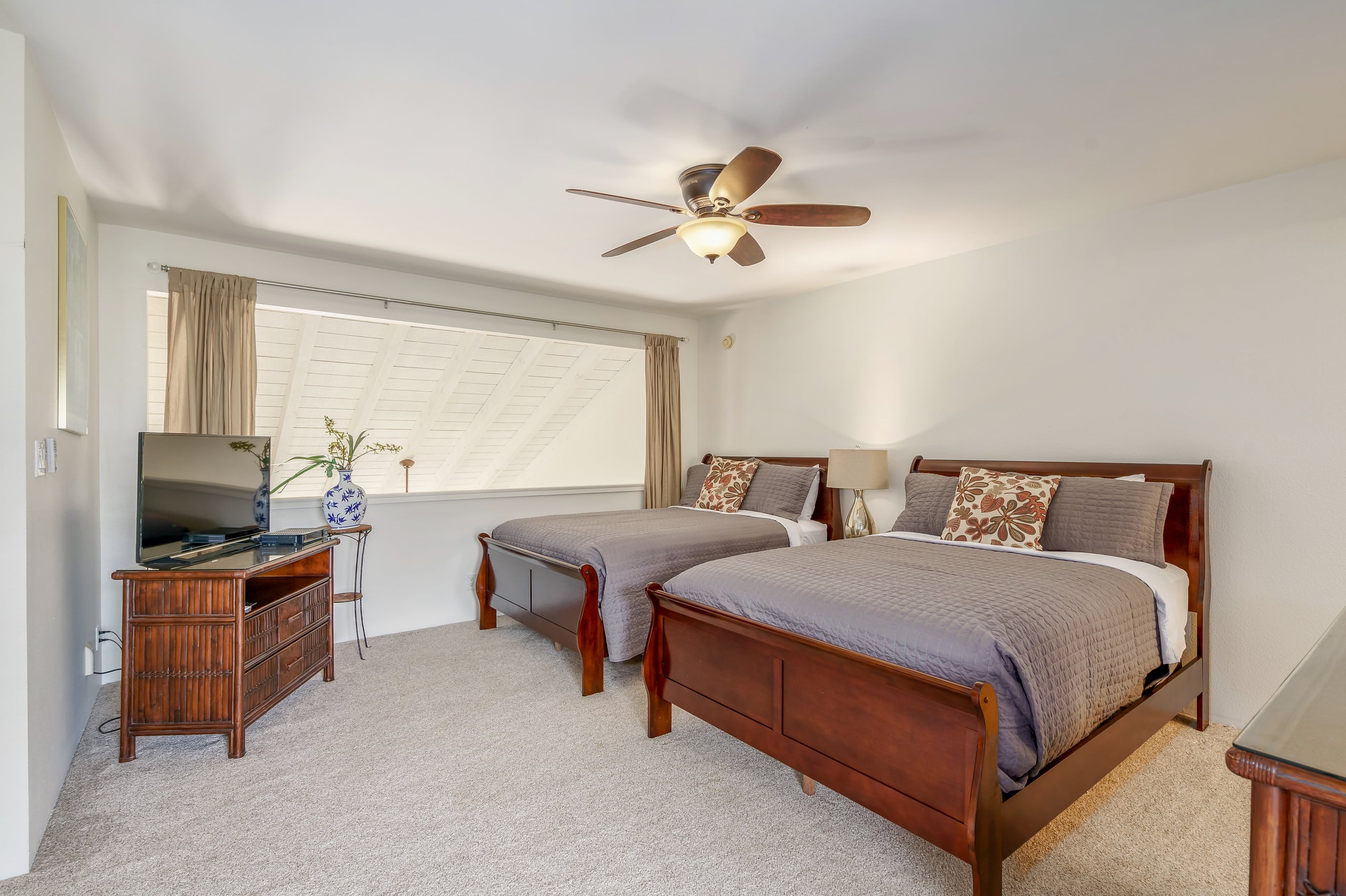 Condo in Kihei · ★4.75 · 2 bedrooms · 3 beds · 2 private baths - Image 6