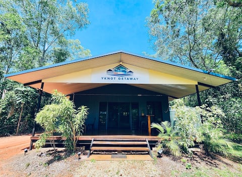 The getaway in tropical paradise