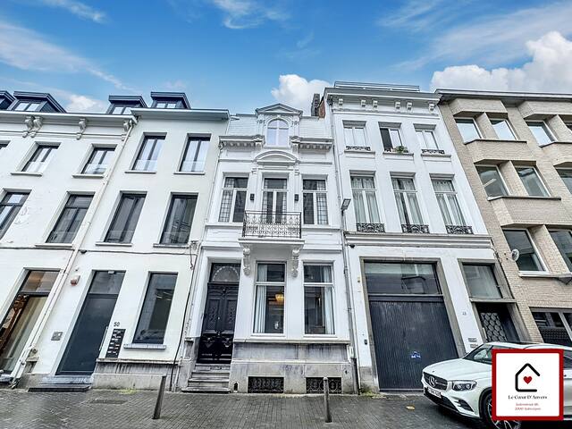 Le Cœur D’Anvers – Architectural Townhouse gallery image 2