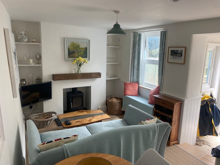 Cozy Cottage Close To Water - Kingsbridge