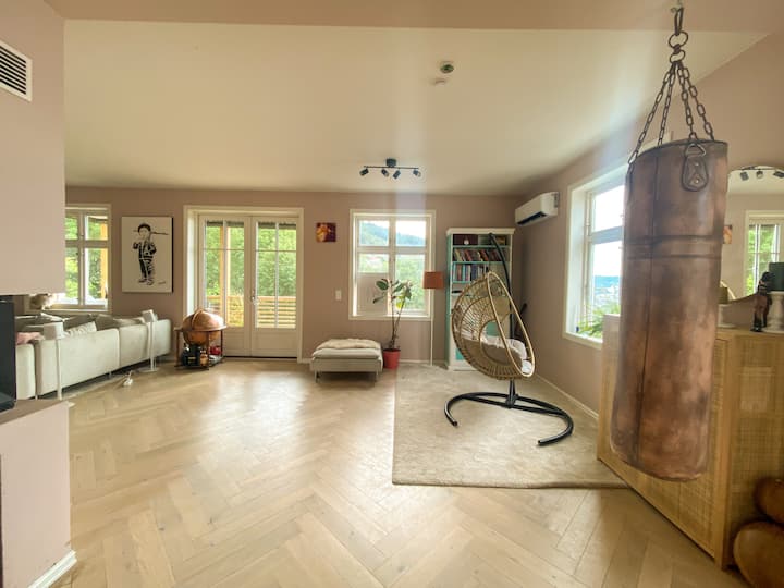 Stor Majestetisk Familie Villa - Ca 14 Soveplass - Bergen