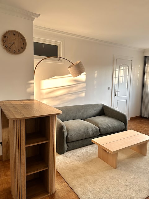 Paris, 8 people: Spacious apartment
