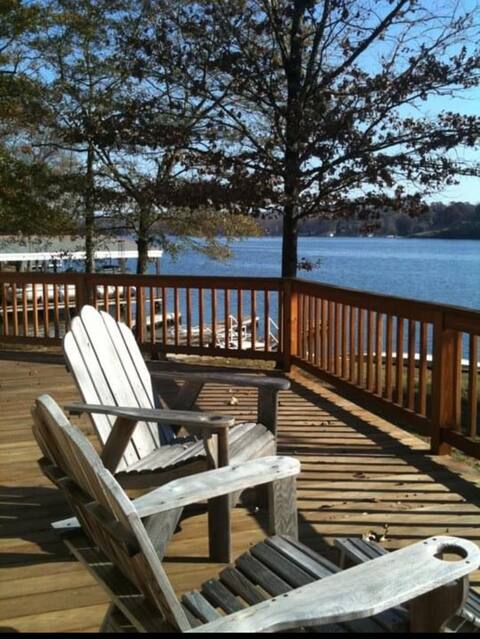 Lake Tillery~
Bikini Point Cottage
