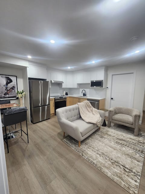Popular Airbnb listing: Cozy Basement Suite NW Calgary in Glacier Ridge