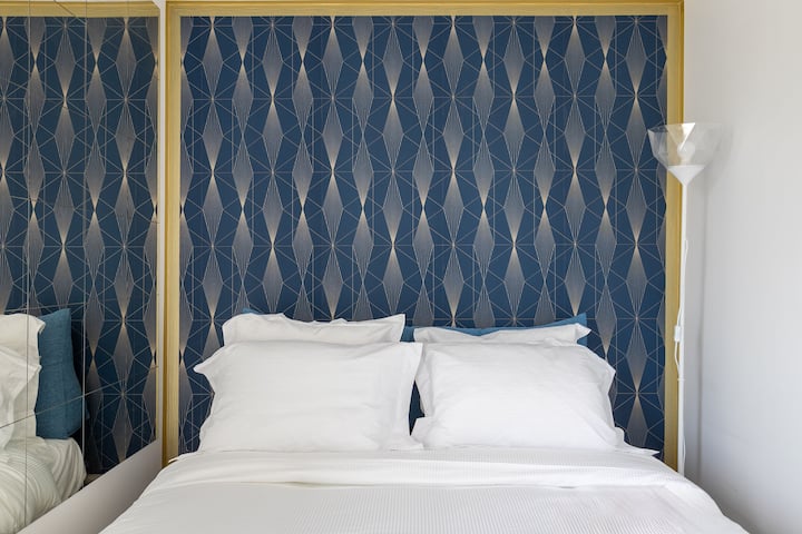 Chumba kikuu cha kulala, chenye roshani