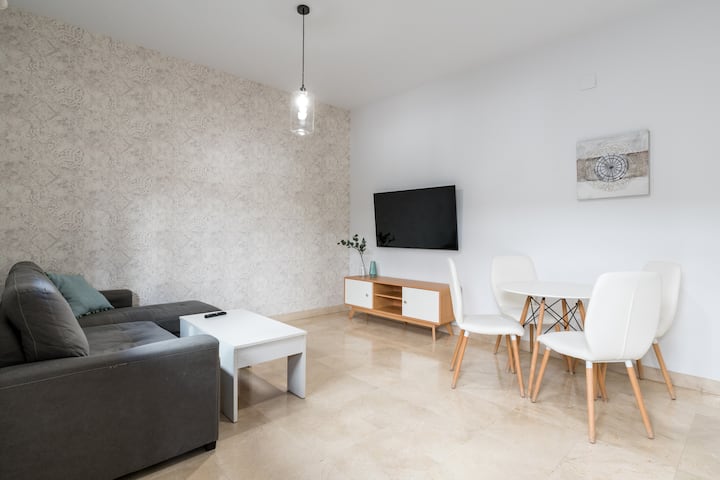 Acogedor Apartamento Familiar En Patio Sevillano - Seville