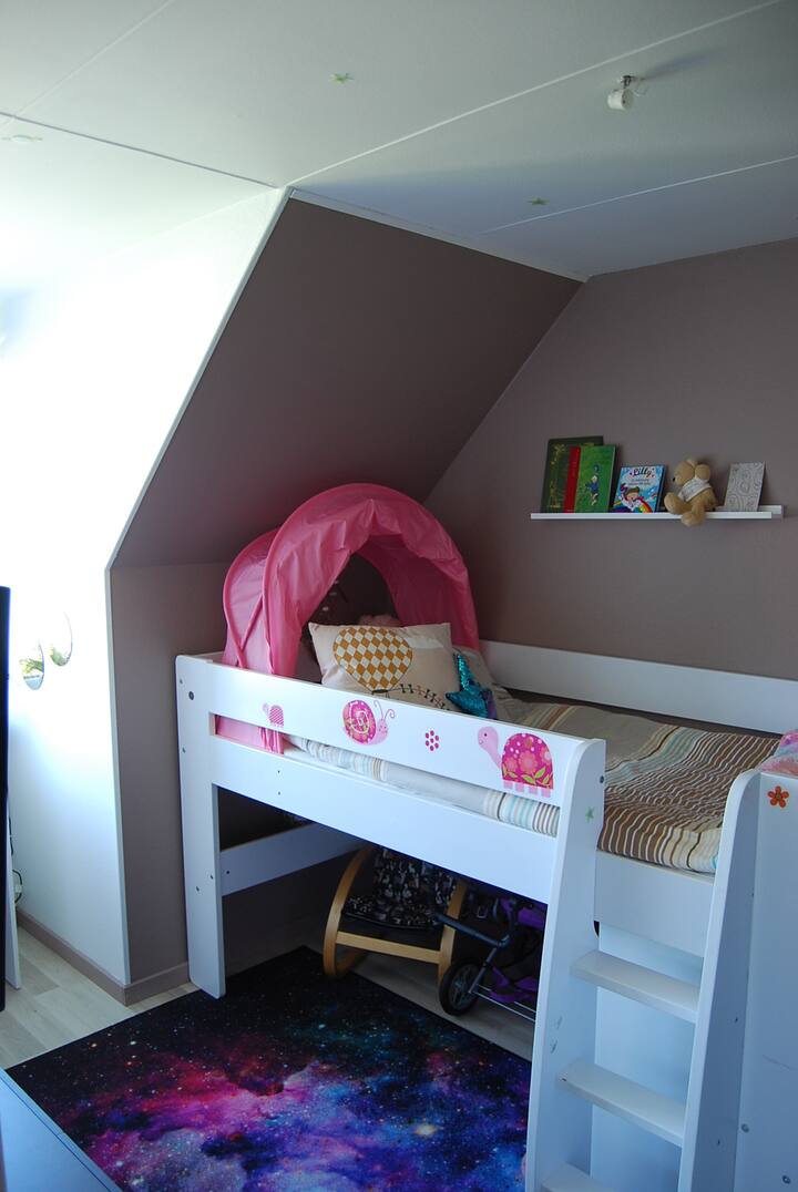 Spálňa 2 s podkrovnou posteľou