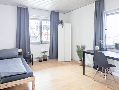 ALFA | Esslingen City Apartment 3 Rooms Wasen