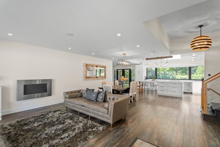 Stylish Exec Retreat | Park Views, Peace & Privacy gallery image 4