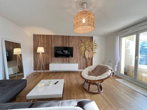 L'Idylle by Keytoko.homes - Parking & Garden