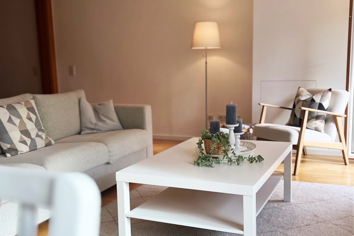 Top performing Airbnb: Close to the city, quiet charming accommodation with flair! in Wiesbaden