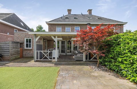 Spacious home in Twello Deventer
