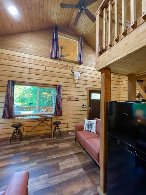 Popular Airbnb listing: Riverfront, Authentic, Luxury Log Cabin-Bison in Alaska
