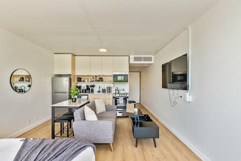 Popular Airbnb listing: Luxury Studio Apartment in Salt Lake City in Central 9th