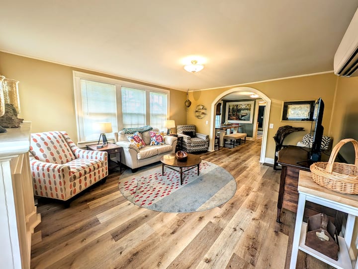Driftwood Cottage - Guntersville Lake
