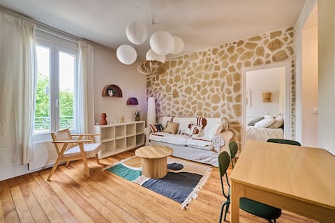 Bohemian-chic accommodation for 4 people / West Paris