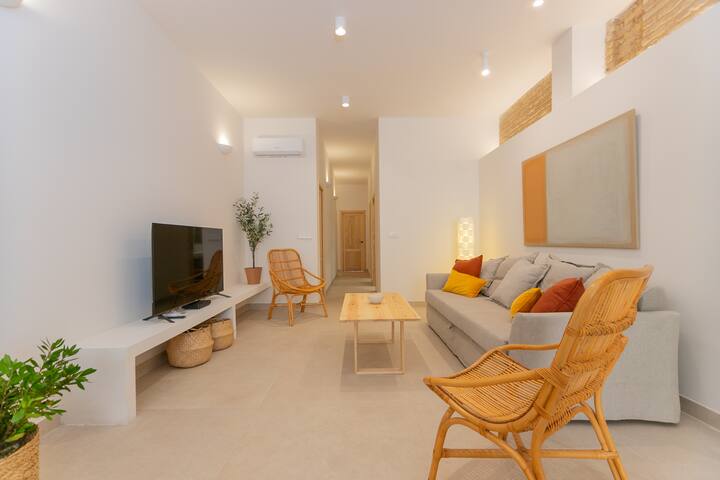 Casa mediterránea con piscina gallery image 4