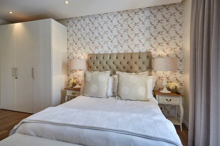 Parama Accomadation gallery image 2