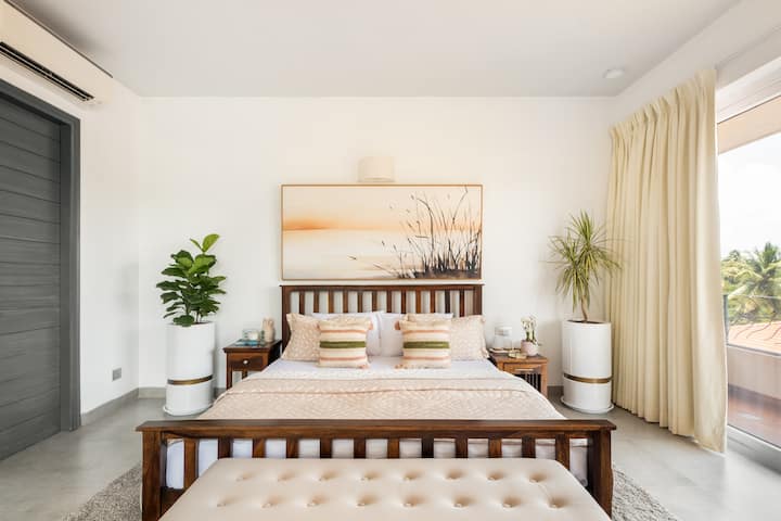Bedroom 1 image 2