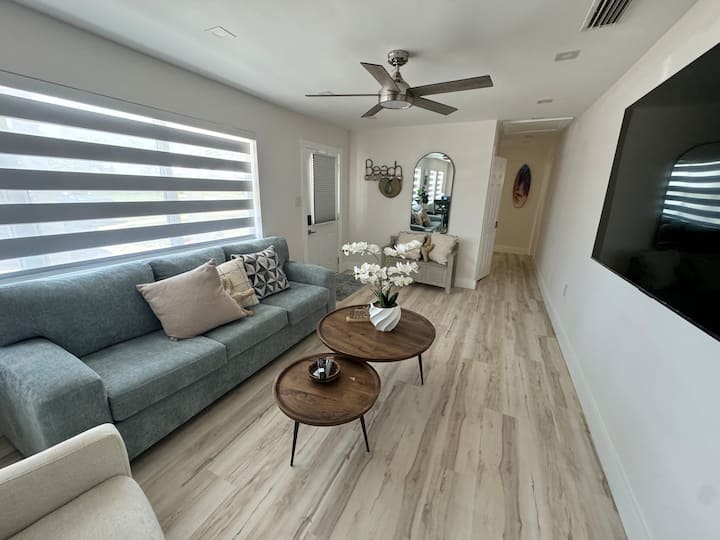 Seahorse Beach House, 3 Bdr 2 Bath House - Ormond Beach, FL