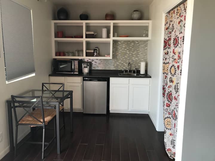 Artist Apartment At Lhuca - Lubbock, TX
