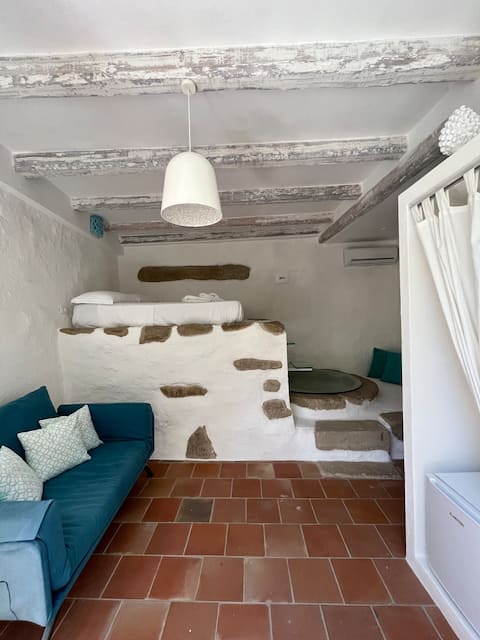 mill suite w/ seaview pool &more