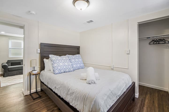 Spálňa 2 - manželská posteľ 