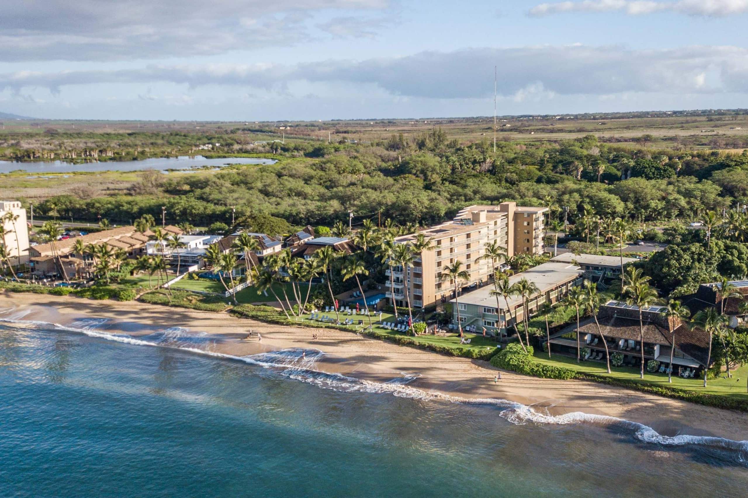 High-end, On Beach, View Balcony, with Pool & BBQ! - Image 48
