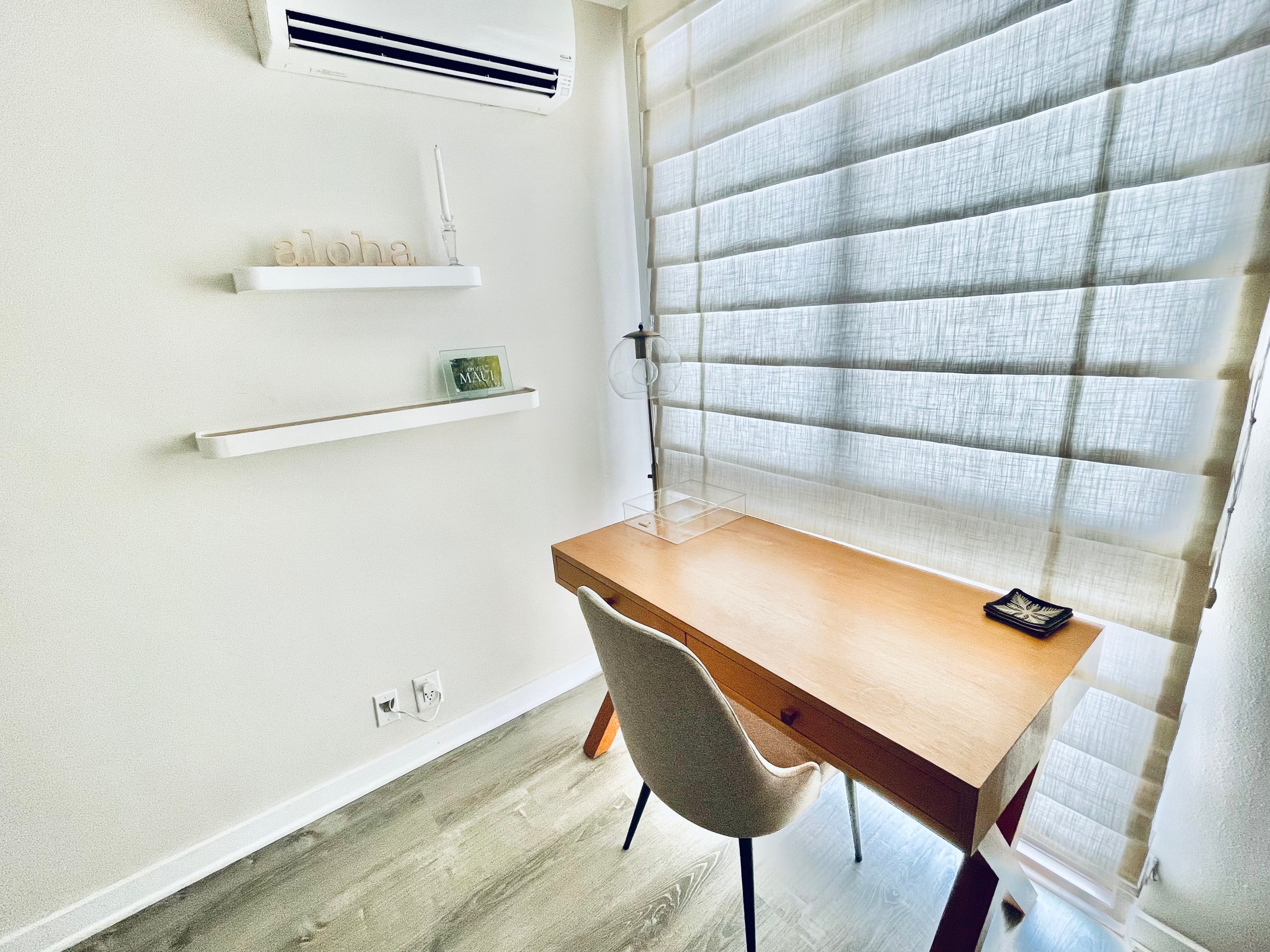 High-end, On Beach, View Balcony, with Pool & BBQ! - Image 28