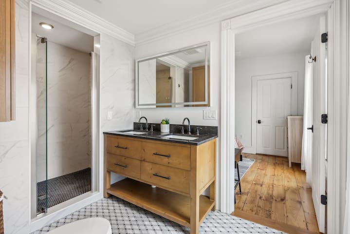 Curate Maine managed Airbnb listing 2