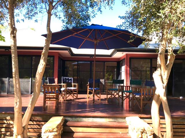 Siesta by the Sea gallery image 2