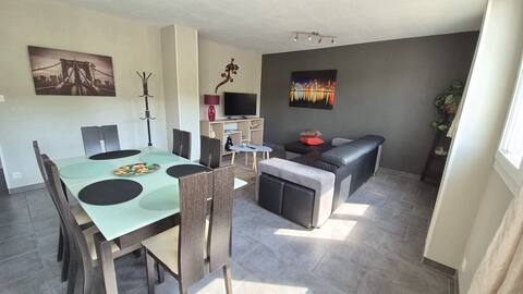 Apartment 6 people
- Aurillac
