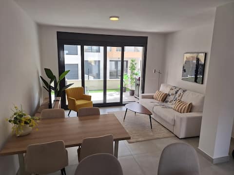 Successful Airbnb property: Large garden, 2 swimming pools and a private slide in Orihuela