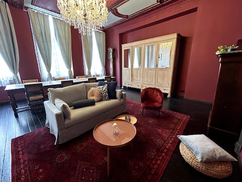 Successful Airbnb property: Luxury Apartment Brussels "The Covent Palace" in Bruxelles Brussel