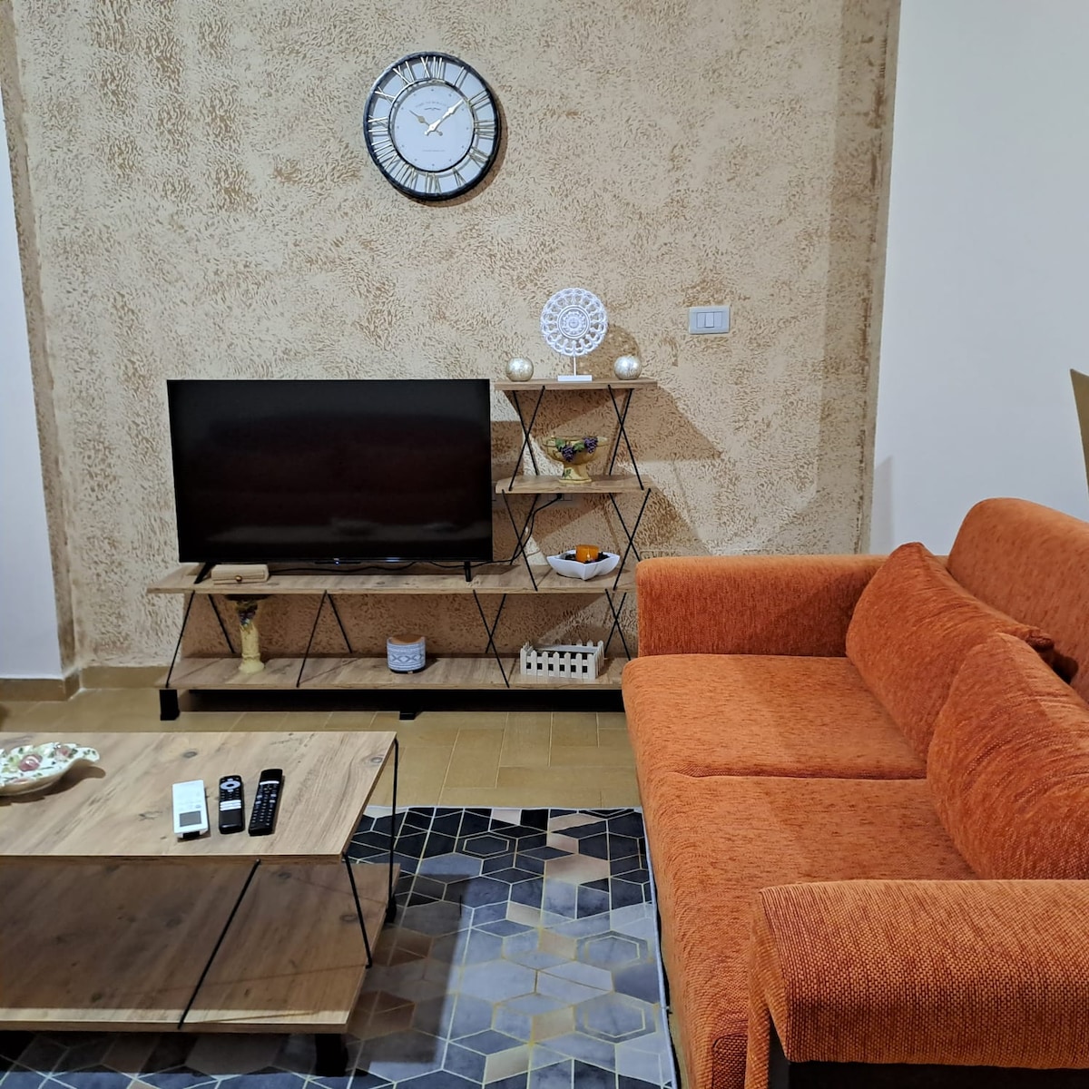 Listing 1183956641596271817