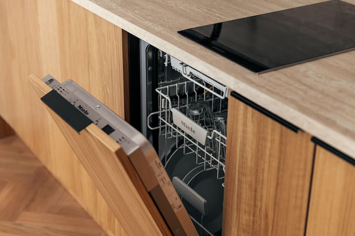 R16 Executive Two Bedroom gallery image 3