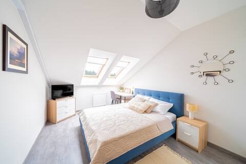 2rooms, aircon kitchen Netflix Wifi Tennis balcony