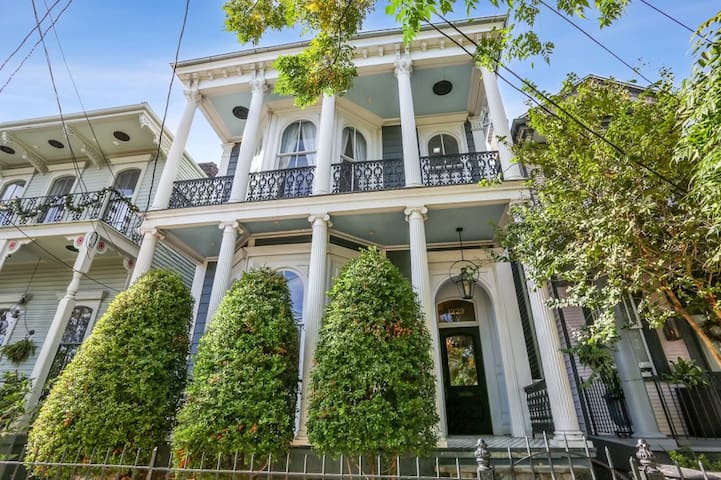 Luxury Garden District Home 4 bed 3 bath